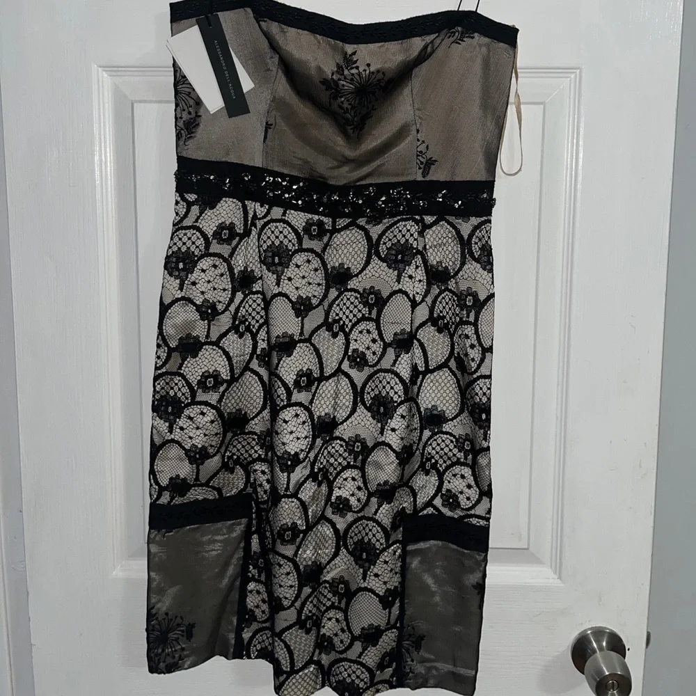 Alessandro Dell'Acqua Dress Black Ivory Lace Strapless Above Knee 44 Womens NWT - Picture 1 of 12